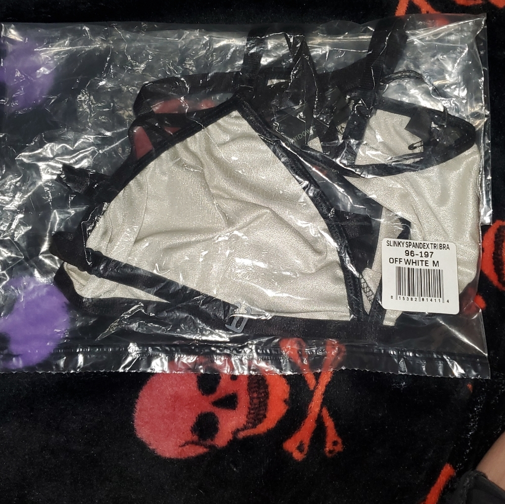Widow Slinky Spandex Triangle Bra Off White NWT - Picture 2 of 3